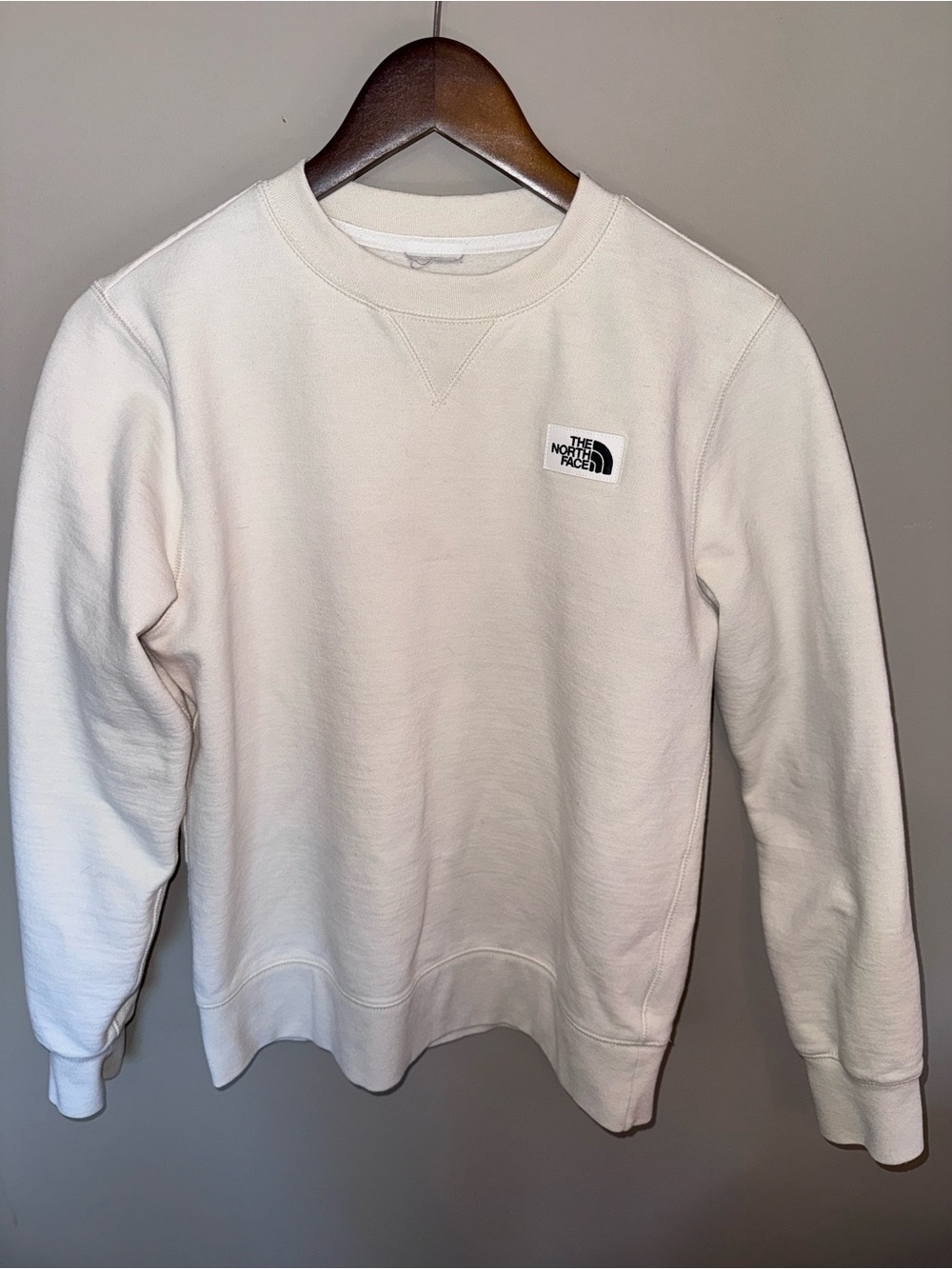 The North Face Heritage Patch Crew Sweatshirt Cream White Dune